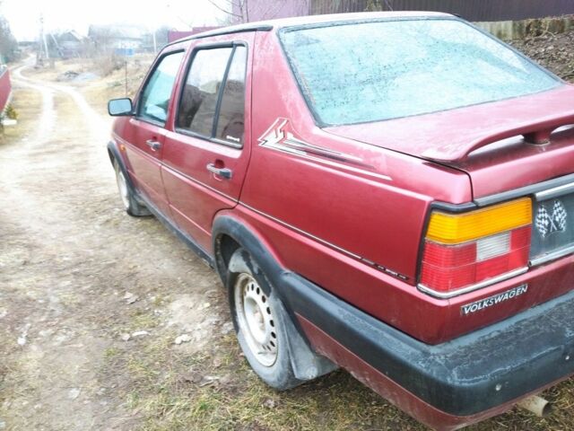 Червоний Фольксваген Джетта, об'ємом двигуна 1.6 л та пробігом 278 тис. км за 1300 $, фото 3 на Automoto.ua