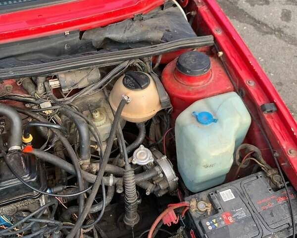 Червоний Фольксваген Джетта, об'ємом двигуна 1.8 л та пробігом 426 тис. км за 1350 $, фото 8 на Automoto.ua