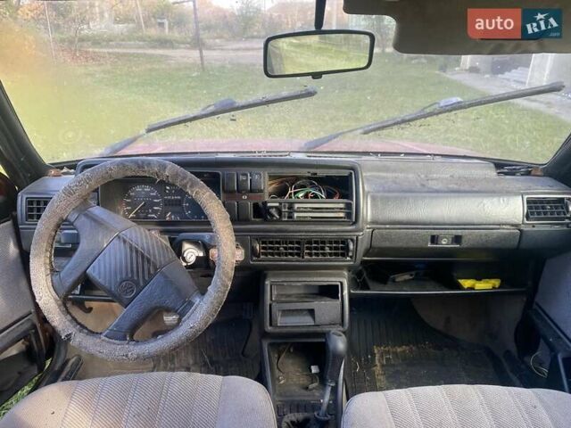 Фольксваген Джетта 1991 в Тернополе на Automoto.ua Красный Фольксваген Джетта, объемом двигателя 0 л и пробегом 100 тыс. км за 700 $, фото 5 на Automoto.ua