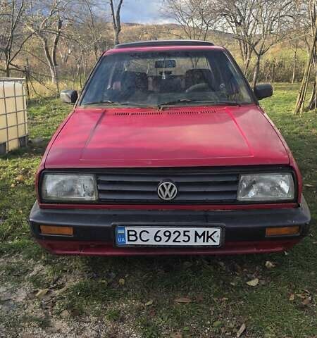 Фольксваген Джетта 1991 в Стрые на Automoto.ua Красный Фольксваген Джетта, объемом двигателя 1.76 л и пробегом 260 тыс. км за 1650 $, фото 14 на Automoto.ua