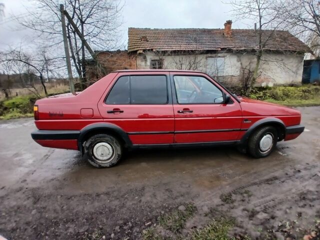 Червоний Фольксваген Джетта, об'ємом двигуна 0 л та пробігом 323 тис. км за 900 $, фото 1 на Automoto.ua