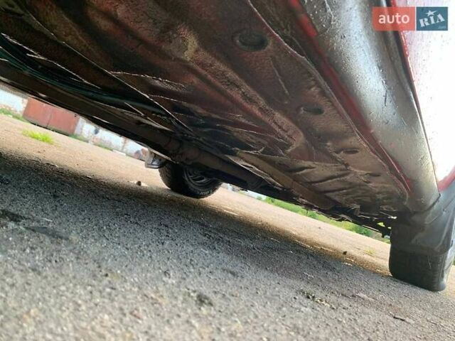 Червоний Фольксваген Джетта, об'ємом двигуна 1.8 л та пробігом 426 тис. км за 1350 $, фото 3 на Automoto.ua