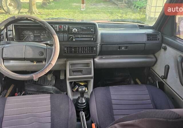 Фольксваген Джетта 1991 в Стрые на Automoto.ua Красный Фольксваген Джетта, объемом двигателя 1.76 л и пробегом 260 тыс. км за 1650 $, фото 10 на Automoto.ua