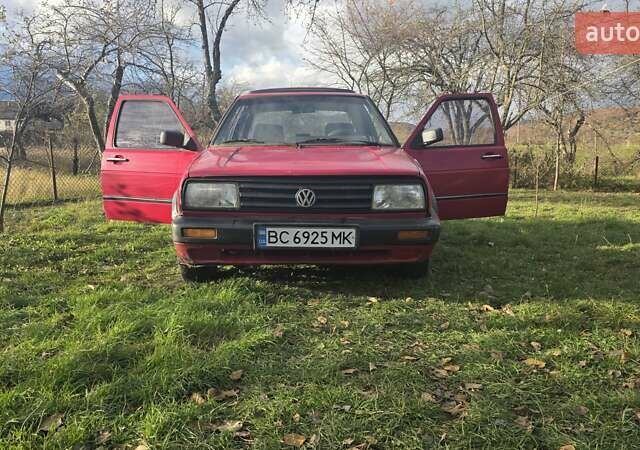 Фольксваген Джетта 1991 в Стрые на Automoto.ua Красный Фольксваген Джетта, объемом двигателя 1.76 л и пробегом 260 тыс. км за 1650 $, фото 4 на Automoto.ua