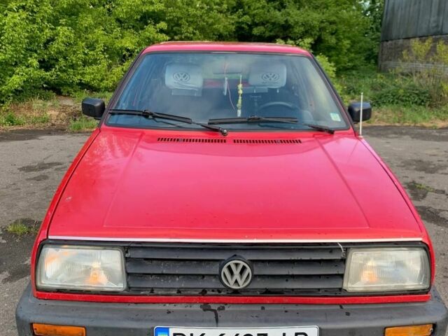 Червоний Фольксваген Джетта, об'ємом двигуна 1.8 л та пробігом 426 тис. км за 1350 $, фото 18 на Automoto.ua