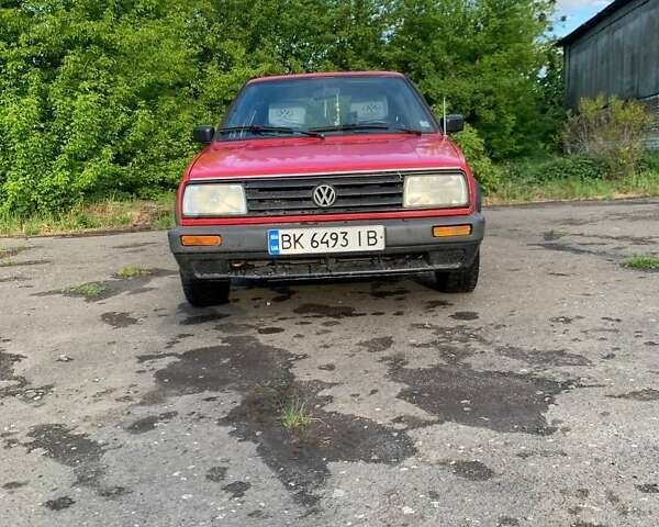 Червоний Фольксваген Джетта, об'ємом двигуна 1.8 л та пробігом 426 тис. км за 1350 $, фото 16 на Automoto.ua