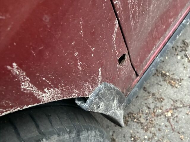 Красный Фольксваген Джетта, объемом двигателя 1.6 л и пробегом 310 тыс. км за 4500 $, фото 6 на Automoto.ua