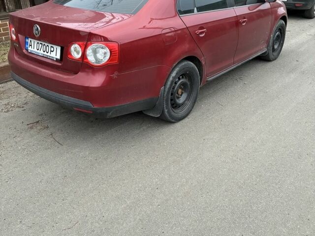 Красный Фольксваген Джетта, объемом двигателя 1.6 л и пробегом 310 тыс. км за 4500 $, фото 3 на Automoto.ua