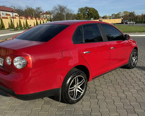 Красный Фольксваген Джетта, объемом двигателя 1.6 л и пробегом 125 тыс. км за 6000 $, фото 8 на Automoto.ua