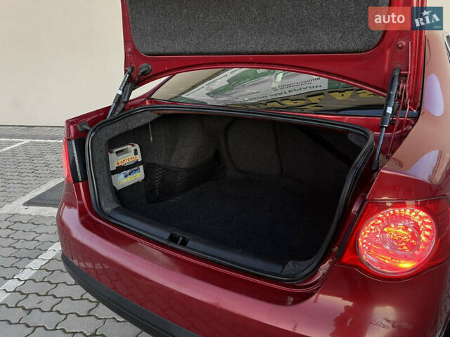 Красный Фольксваген Джетта, объемом двигателя 1.9 л и пробегом 270 тыс. км за 4250 $, фото 38 на Automoto.ua