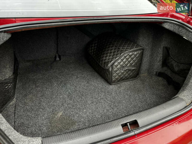 Красный Фольксваген Джетта, объемом двигателя 1.9 л и пробегом 275 тыс. км за 4450 $, фото 32 на Automoto.ua