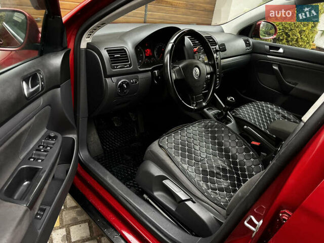 Красный Фольксваген Джетта, объемом двигателя 1.9 л и пробегом 275 тыс. км за 4450 $, фото 20 на Automoto.ua