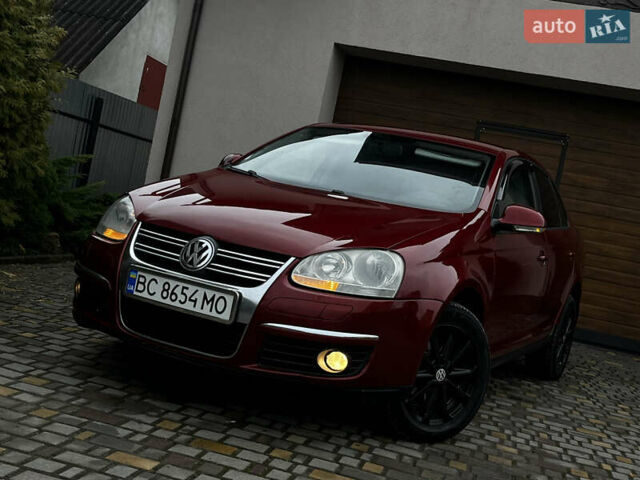 Красный Фольксваген Джетта, объемом двигателя 1.9 л и пробегом 275 тыс. км за 4450 $, фото 2 на Automoto.ua