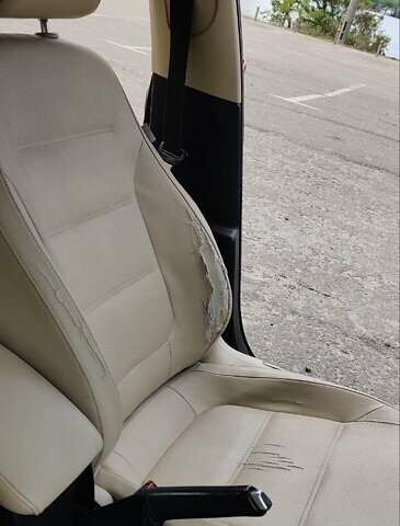 Червоний Фольксваген Джетта, об'ємом двигуна 2.48 л та пробігом 196 тис. км за 7100 $, фото 25 на Automoto.ua