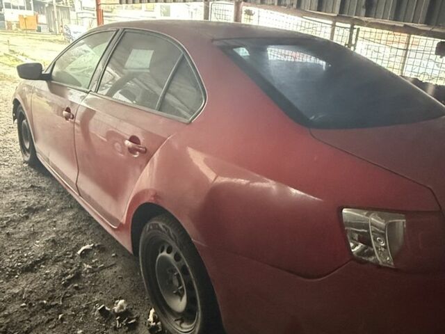 Червоний Фольксваген Джетта, об'ємом двигуна 2 л та пробігом 270 тис. км за 3999 $, фото 4 на Automoto.ua