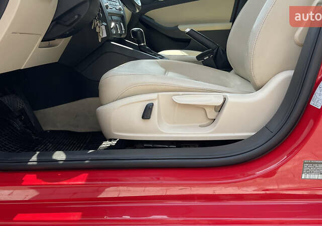 Червоний Фольксваген Джетта, об'ємом двигуна 1.97 л та пробігом 147 тис. км за 10000 $, фото 46 на Automoto.ua