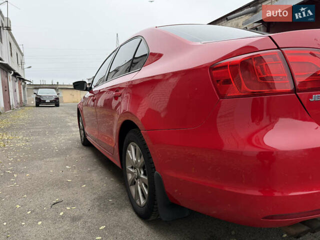 Красный Фольксваген Джетта, объемом двигателя 2.5 л и пробегом 248 тыс. км за 6800 $, фото 8 на Automoto.ua