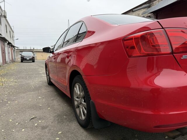 Червоний Фольксваген Джетта, об'ємом двигуна 2.5 л та пробігом 248 тис. км за 6800 $, фото 8 на Automoto.ua