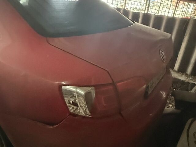 Червоний Фольксваген Джетта, об'ємом двигуна 2 л та пробігом 270 тис. км за 3999 $, фото 3 на Automoto.ua