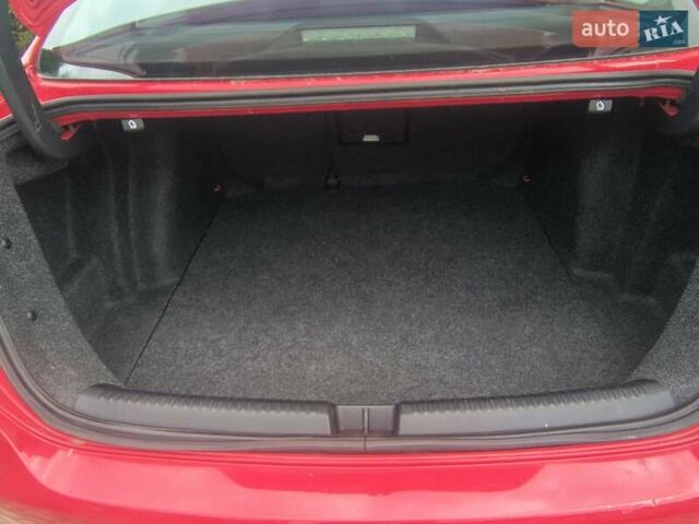 Фольксваген Джетта 2013 в Львове на Automoto.ua Красный Фольксваген Джетта, объемом двигателя 1.97 л и пробегом 101 тыс. км за 9200 $, фото 21 на Automoto.ua