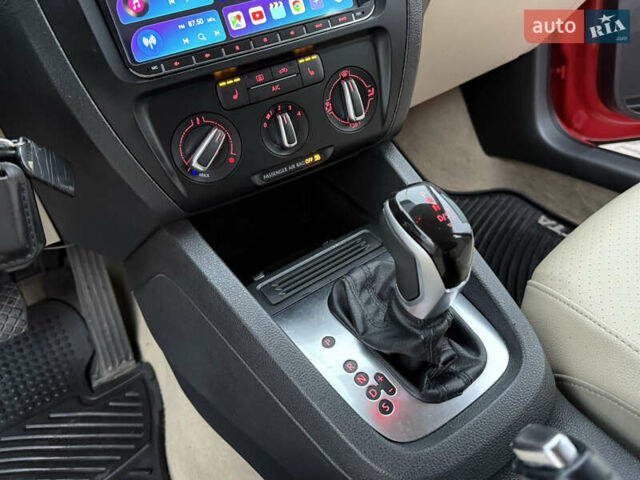 Червоний Фольксваген Джетта, об'ємом двигуна 1.8 л та пробігом 208 тис. км за 9850 $, фото 26 на Automoto.ua