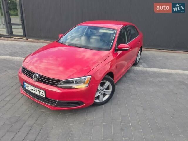 Фольксваген Джетта 2013 в Львове на Automoto.ua Красный Фольксваген Джетта, объемом двигателя 1.97 л и пробегом 101 тыс. км за 9200 $, фото 8 на Automoto.ua