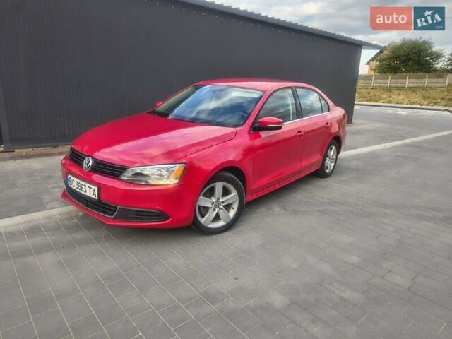 Фольксваген Джетта 2013 в Львове на Automoto.ua Красный Фольксваген Джетта, объемом двигателя 1.97 л и пробегом 101 тыс. км за 9200 $, фото 9 на Automoto.ua