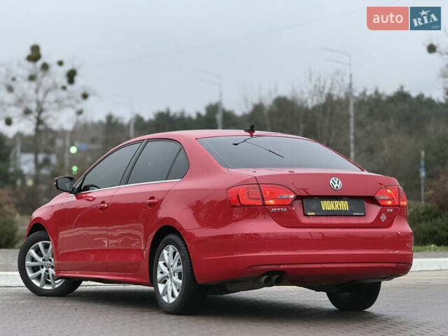 Червоний Фольксваген Джетта, об'ємом двигуна 1.8 л та пробігом 208 тис. км за 9850 $, фото 15 на Automoto.ua
