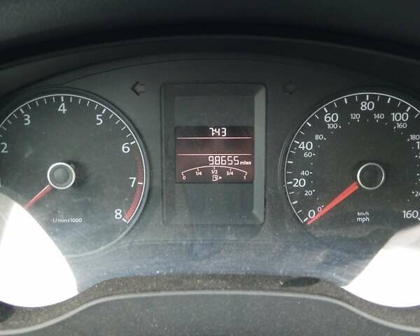 Красный Фольксваген Джетта, объемом двигателя 1.98 л и пробегом 158 тыс. км за 9500 $, фото 6 на Automoto.ua