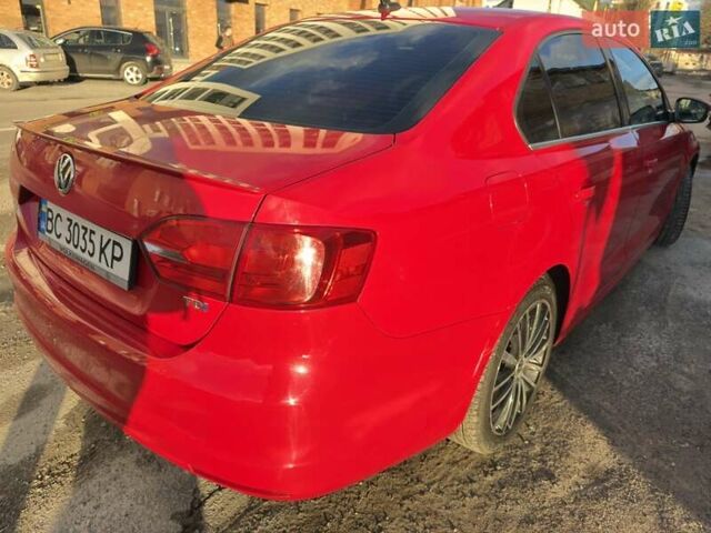 Красный Фольксваген Джетта, объемом двигателя 1.97 л и пробегом 193 тыс. км за 9500 $, фото 4 на Automoto.ua