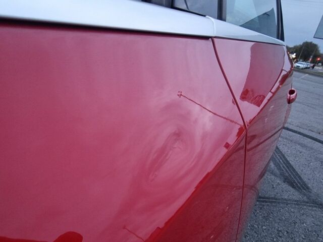 Красный Фольксваген Джетта, объемом двигателя 1.8 л и пробегом 94 тыс. км за 9000 $, фото 7 на Automoto.ua