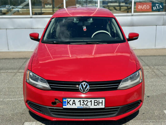 Червоний Фольксваген Джетта, об'ємом двигуна 1.8 л та пробігом 217 тис. км за 7990 $, фото 56 на Automoto.ua