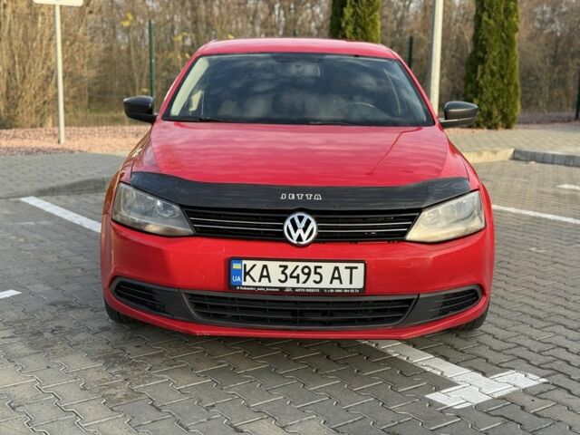 Красный Фольксваген Джетта, объемом двигателя 2 л и пробегом 240 тыс. км за 7150 $, фото 1 на Automoto.ua