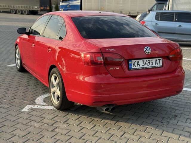 Красный Фольксваген Джетта, объемом двигателя 2 л и пробегом 240 тыс. км за 7150 $, фото 5 на Automoto.ua