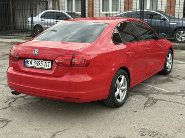 Красный Фольксваген Джетта, объемом двигателя 2 л и пробегом 240 тыс. км за 7150 $, фото 7 на Automoto.ua