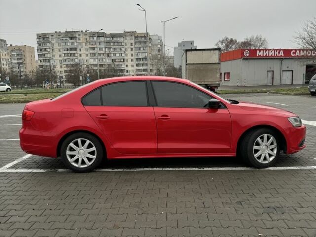 Червоний Фольксваген Джетта, об'ємом двигуна 2 л та пробігом 250 тис. км за 7500 $, фото 5 на Automoto.ua