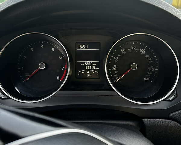Червоний Фольксваген Джетта, об'ємом двигуна 0 л та пробігом 159 тис. км за 10350 $, фото 10 на Automoto.ua