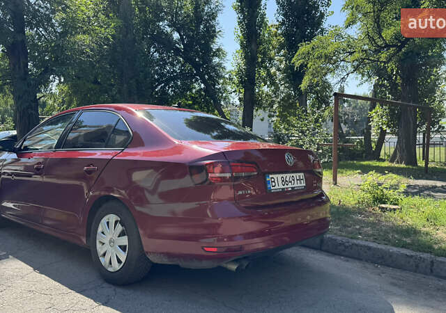Красный Фольксваген Джетта, объемом двигателя 1.4 л и пробегом 158 тыс. км за 12250 $, фото 3 на Automoto.ua