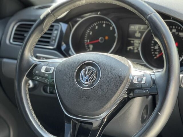 Красный Фольксваген Джетта, объемом двигателя 0 л и пробегом 145 тыс. км за 9400 $, фото 1 на Automoto.ua