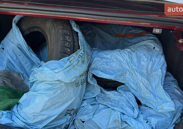 Красный Фольксваген Джетта, объемом двигателя 1.4 л и пробегом 158 тыс. км за 12250 $, фото 9 на Automoto.ua