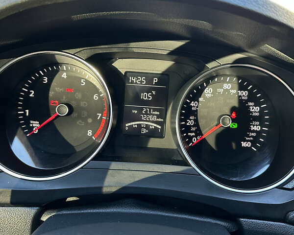 Красный Фольксваген Джетта, объемом двигателя 1.39 л и пробегом 116 тыс. км за 10100 $, фото 8 на Automoto.ua