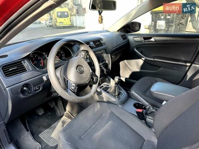 Фольксваген Джетта 2015 у Києві на Automoto.ua Червоний Фольксваген Джетта, об'ємом двигуна 1.4 л та пробігом 182 тис. км за 9400 $, фото 19 на Automoto.ua