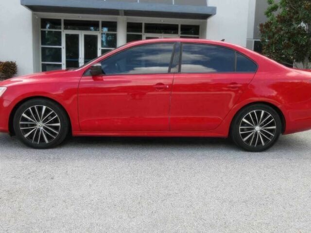 Красный Фольксваген Джетта, объемом двигателя 1.8 л и пробегом 77 тыс. км за 6300 $, фото 4 на Automoto.ua