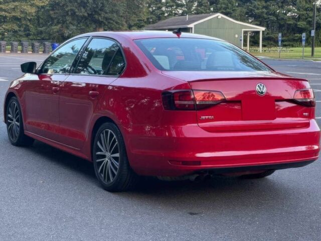 Червоний Фольксваген Джетта, об'ємом двигуна 1.8 л та пробігом 71 тис. км за 11600 $, фото 7 на Automoto.ua