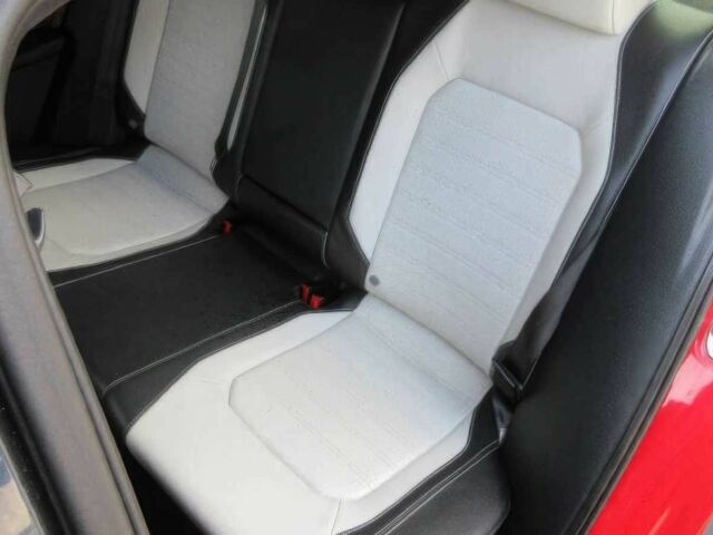 Красный Фольксваген Джетта, объемом двигателя 1.8 л и пробегом 77 тыс. км за 6300 $, фото 10 на Automoto.ua