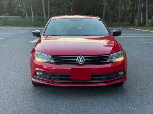 Червоний Фольксваген Джетта, об'ємом двигуна 1.8 л та пробігом 71 тис. км за 11600 $, фото 1 на Automoto.ua