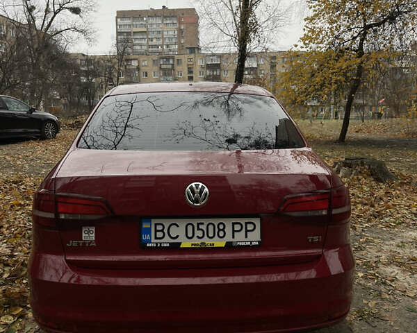 Красный Фольксваген Джетта, объемом двигателя 1.4 л и пробегом 85 тыс. км за 10900 $, фото 2 на Automoto.ua
