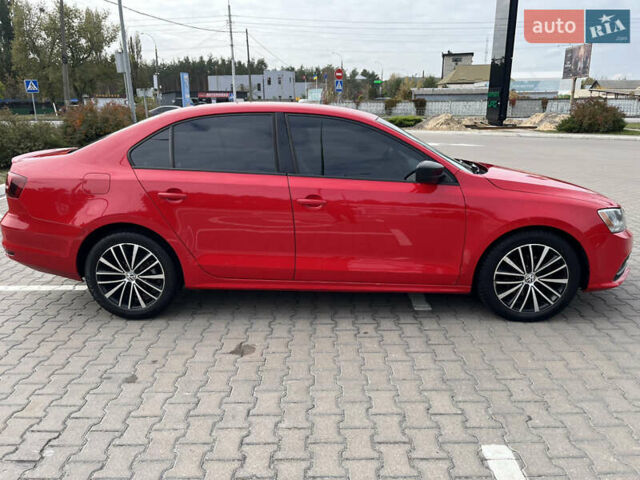 Червоний Фольксваген Джетта, об'ємом двигуна 1.8 л та пробігом 134 тис. км за 9900 $, фото 2 на Automoto.ua