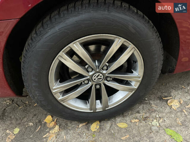 Красный Фольксваген Джетта, объемом двигателя 1.4 л и пробегом 85 тыс. км за 10900 $, фото 5 на Automoto.ua