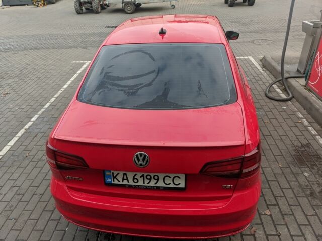 Красный Фольксваген Джетта, объемом двигателя 1.8 л и пробегом 139 тыс. км за 12500 $, фото 12 на Automoto.ua